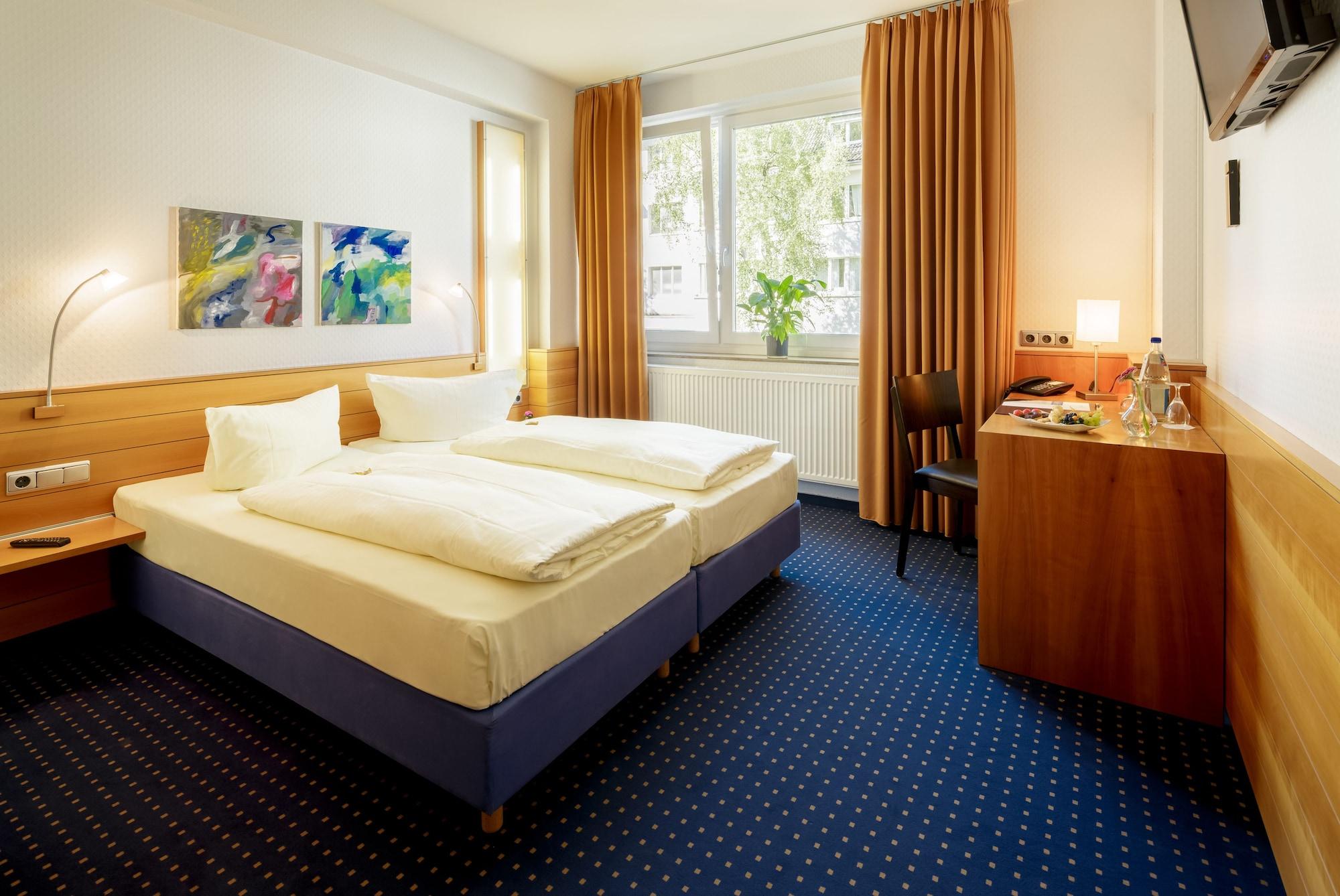 MesseHotel Köln-Deutz Exterior foto